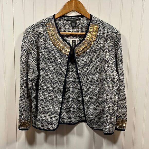 Chelsea & Theodore cropped quarter sleeve blazer - Picture 1 of 5